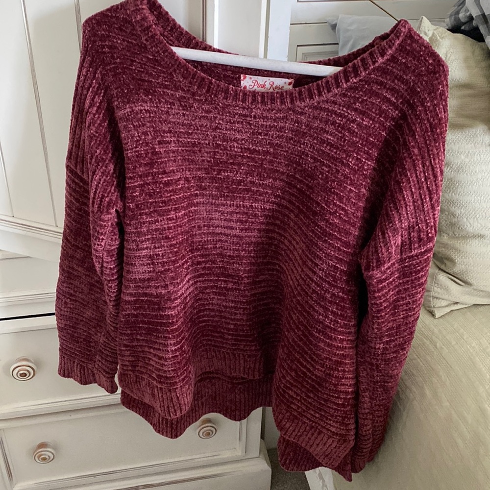 Sweater - SO soft